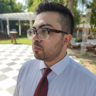 Claudio M.