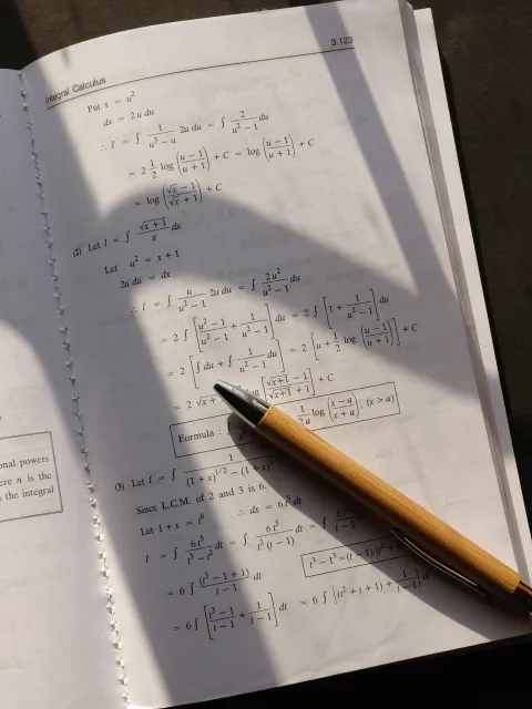 PAES Matemáticas M1 y M2: Diferencias Clave, Contenidos y Estrategias de Preparación
